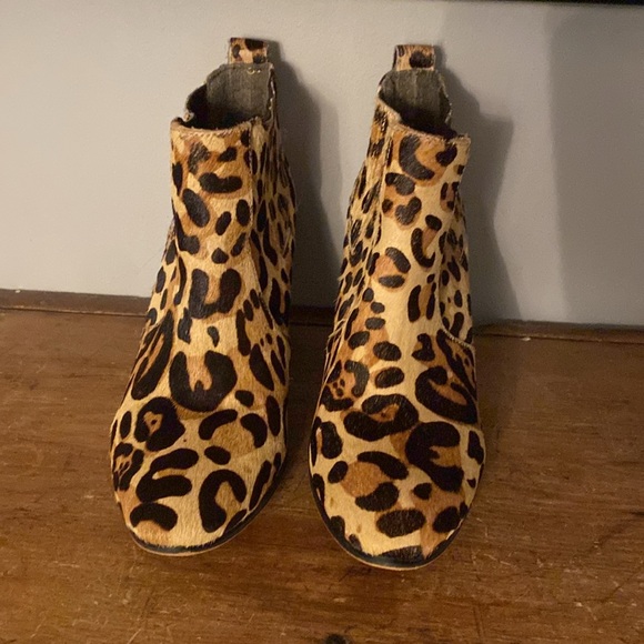 Cheetah Print Ankle Boots - Picture 3 of 5